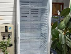  Витринный холодильник б/у