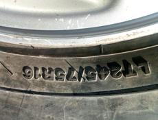 Продаю шины 