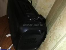 Колонка JBL partybox on the go 