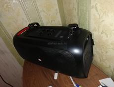 Колонка JBL partybox on the go 