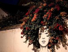 Официантка на шведку