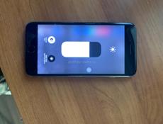 Продаю iPhone 7+