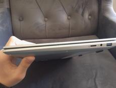 Ноутбук новый  есть 3 игры виндовс настроен 