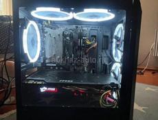 Продам системник в идеальном состоянии полный комплект клавиатура  мышка монитор и колонки