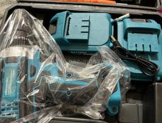 Продаю шуруповерт ни разу не пользовался все в комплекте