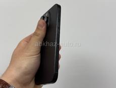 iPhone 16 pro 256 g 🔋93%