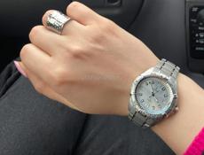 Продам часы 