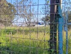 В конце каштака, 500 м море.