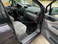 Mitsubishi Space Wagon