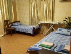 Продается двухкомнатная квартира с мебелью , техникой и гаражом 