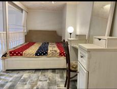 Двухуровневая квартира на берегу моря 