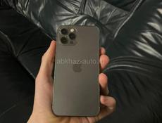 12 про  512гб не работает: кнопка включения выключения  фейс  дрожит камера на 1x  остальные режимы снимают четко  менял батарею 2 дня назад,100%  20 тыс,торг,срочно  9230555