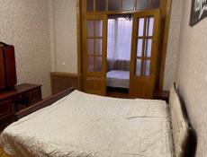 Посуточно возле дома Москвы 3 - ком. 