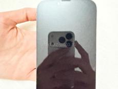 Продаю телефон айфон 13 про Макс не вскрывался в шикарном состоянии 