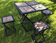 Продам садовый набор стол и четыре скамейки Торг есть 