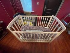 Продаю детскую кроватку 
