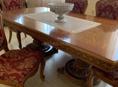 Диваны, стол со стульями 