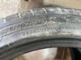 Две шины хорошие мишлен 225 40 р18 за восемь отдам