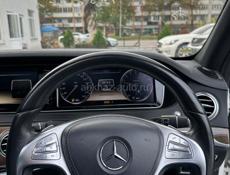 Mercedes-Benz S-Класс