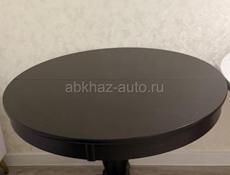 Стол в хорошем состоянии