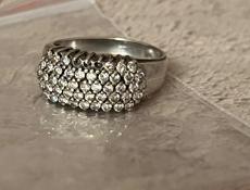 Бриллиантовое кольцо 