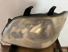 Фара таёта ноан