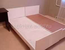 продаются кровати