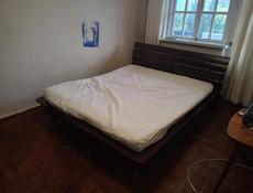 Продам кровать б/у