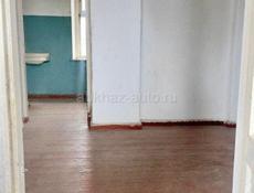 1,5 - К. КВАРТИРА В ЦЕНТРЕ СУХУМА