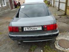 Audi 80