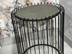 Продам журнальный столик 