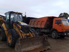 Экскаватор работаем 