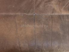 Угловой диван с креслом 30,000