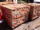 Продам кирпичи Б/У