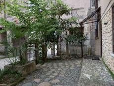 Продается 2х к кв. с садиком и парковкой