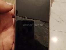 Продаю телефон 