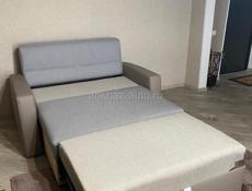 Продается два дивана и стол 