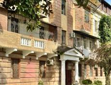 КВАРТИРА НА ПРОСПЕКТЕ В СУХУМЕ 70 М ДО ПЛЯЖА