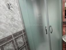 Кабина душевая , водонагреватель Аристон 100 л 