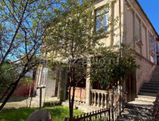 Дом в Сухуми в центральной части