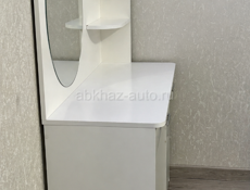 🔥Срочно! Белый туалетный столик с зеркалом — как новый 🔥