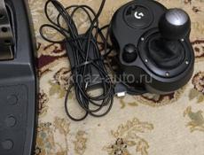 Игровой руль в хорошем состоянии g923