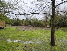 Участок : Эшера ! Срочно 