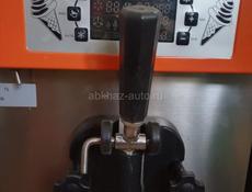 продается  мороженица 