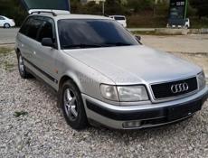 Audi 100