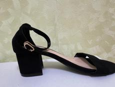 Новые босоножки 