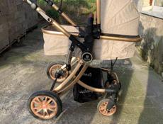 Коляска в хорошем состоянии 