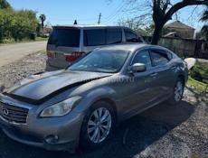 Ниссан Фуга 2.5 и 3.7 