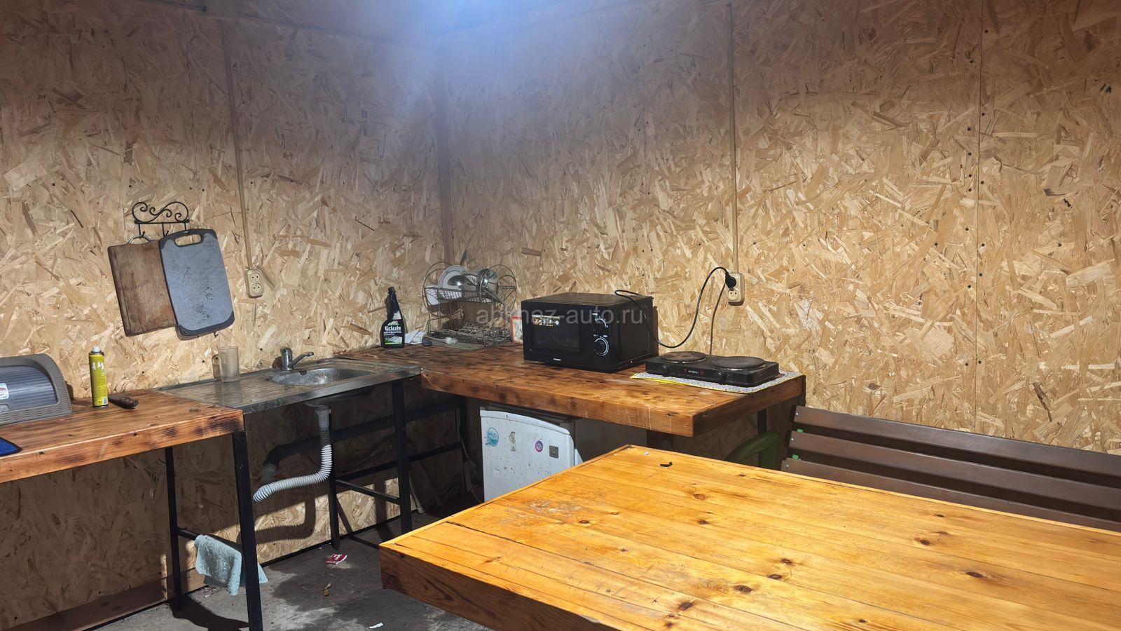 Сдам комнату в доме 15т в месяц