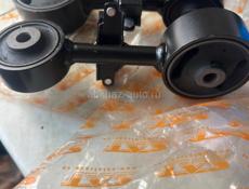 Toyota Alphard 2.4 подушка двигателя 